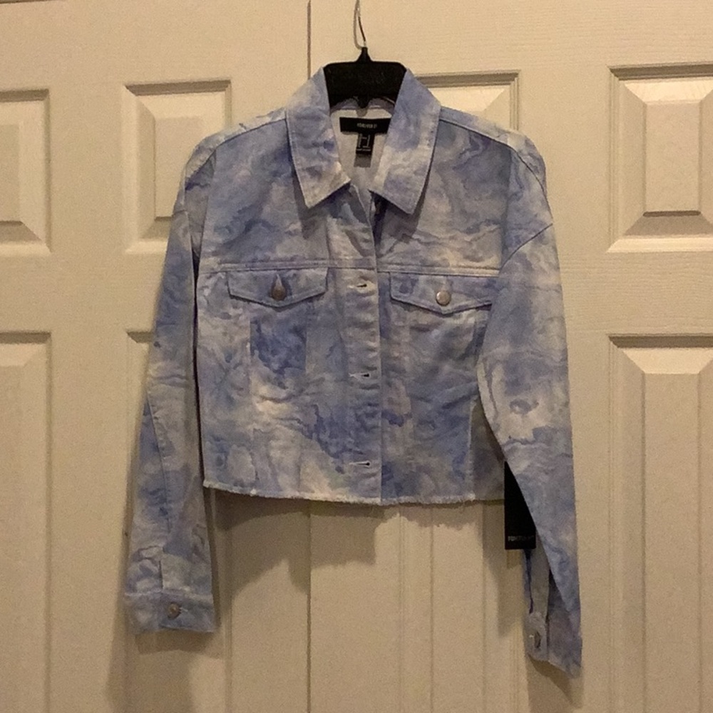 *NEW* Cropped wash Denim Jacket, purple/white